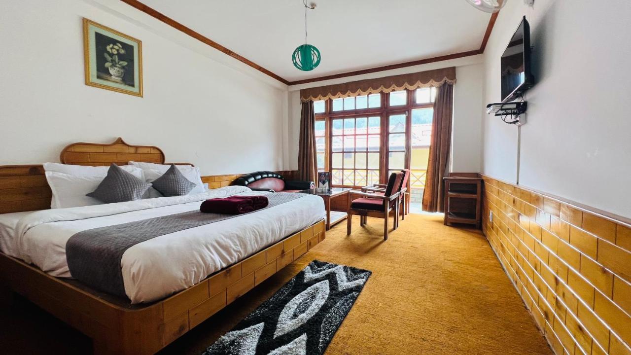 Sita Classic, Most Comfortable Family Hotel In Manali Екстериор снимка