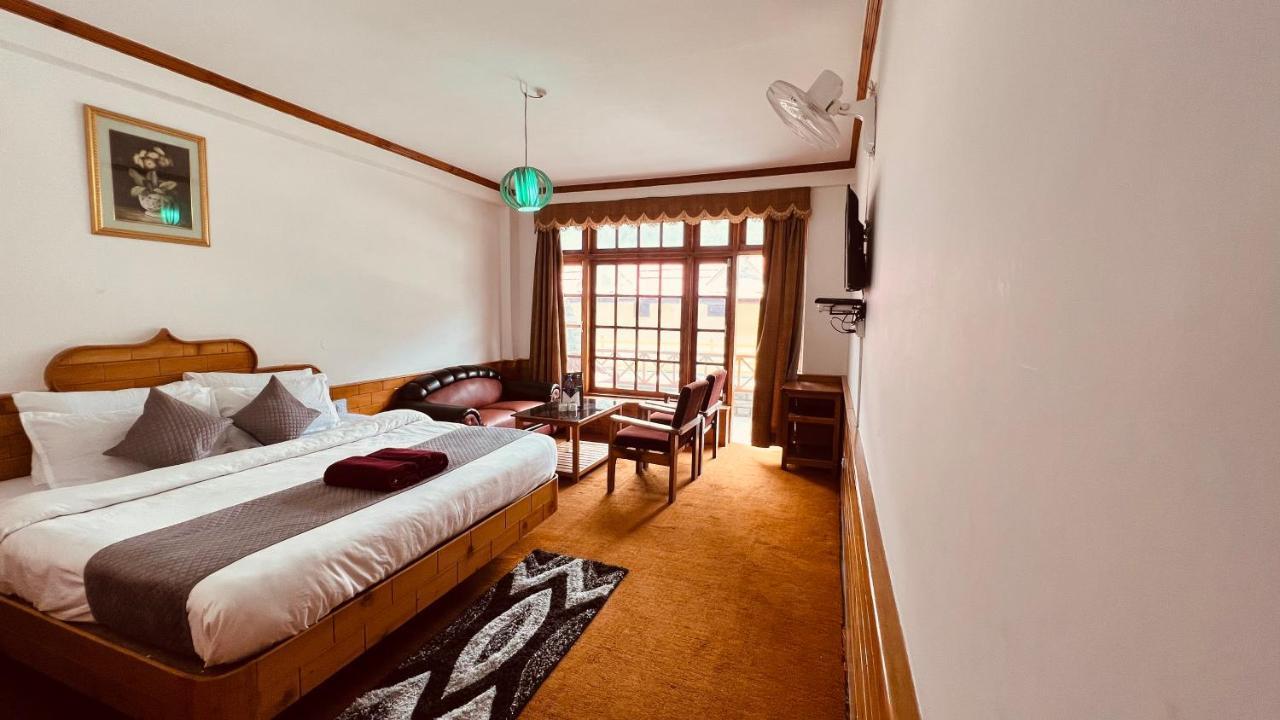 Sita Classic, Most Comfortable Family Hotel In Manali Екстериор снимка