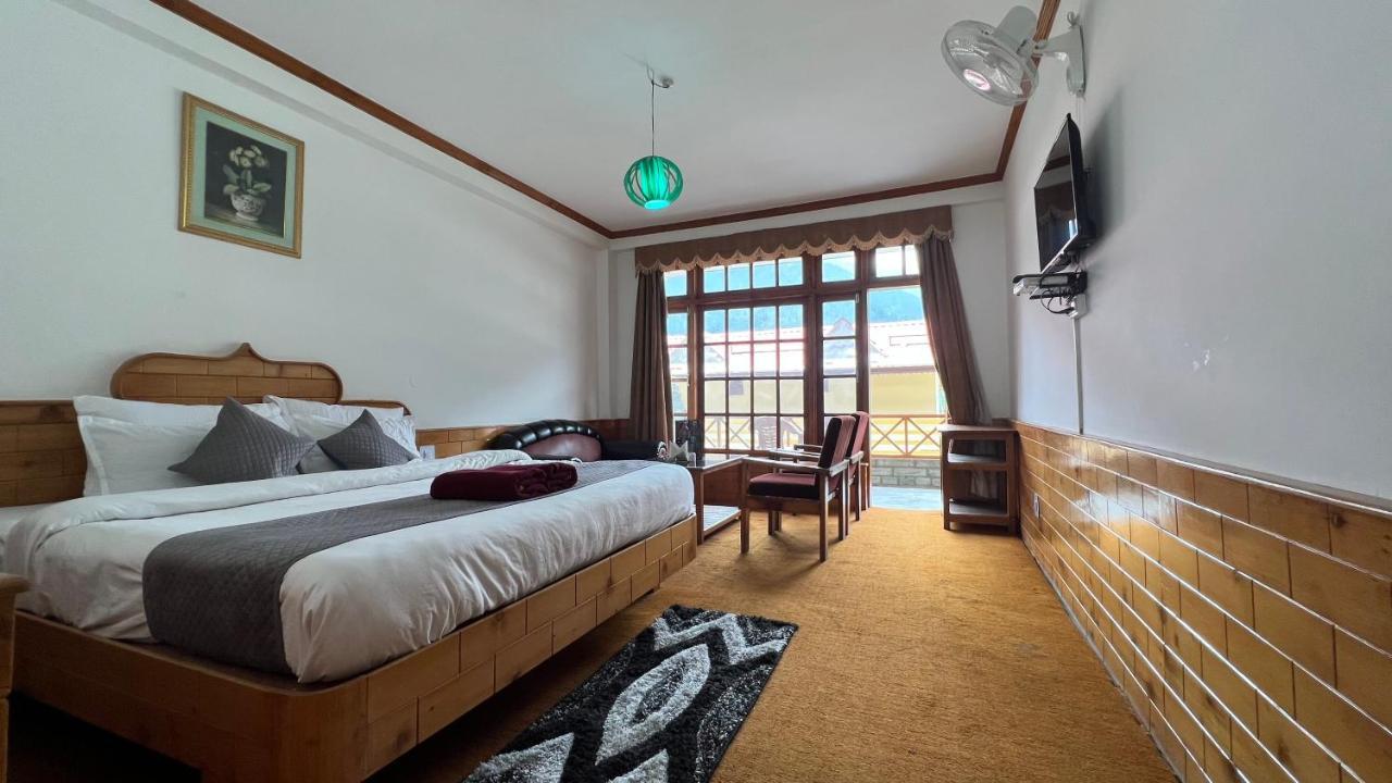Sita Classic, Most Comfortable Family Hotel In Manali Екстериор снимка